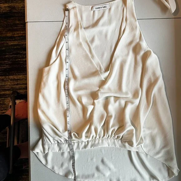 Elizabeth and James Cream White V-Neck Sleeveless Top Hot Girl Elevated FLAW - Picture 13 of 14